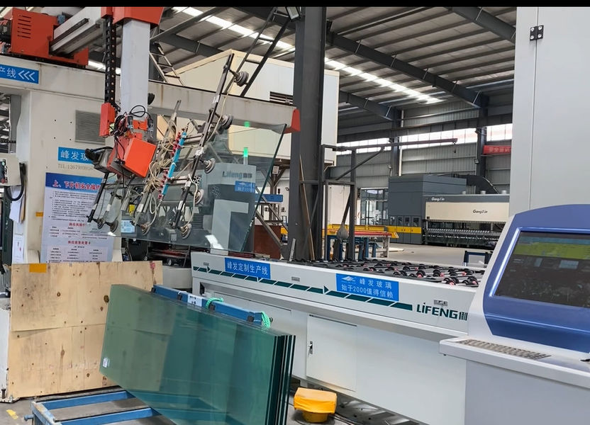 SWAN GLASS CO.,LTD linia produkcyjna producenta